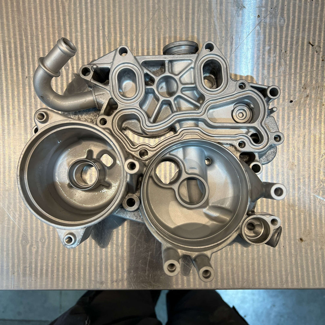 How Vapour Blasting Can Revive Your Classic Car Parts: A Guide for Lincolnshire Enthusiasts - Restored car part